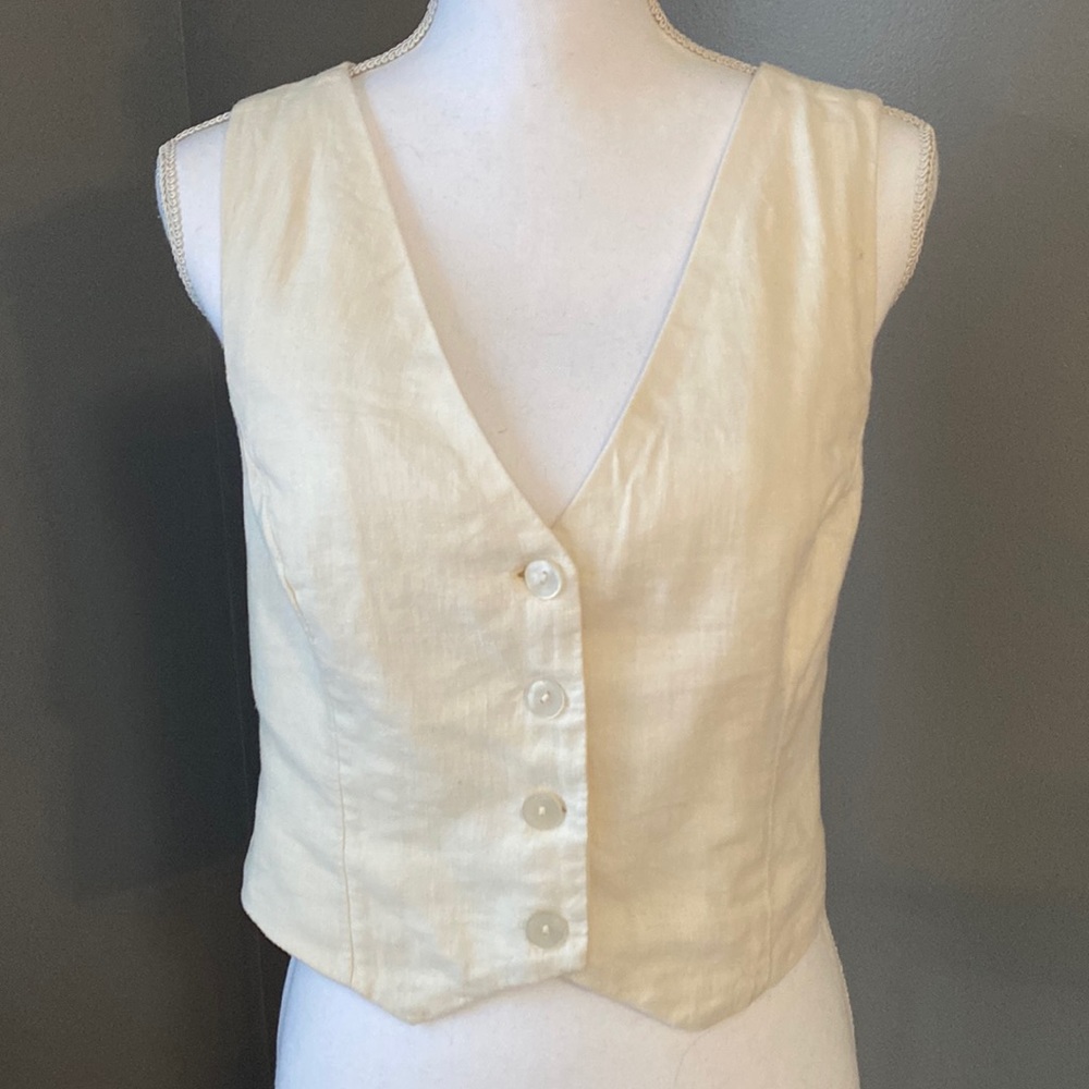 Off-white Abercrombie linen vest - size Medium